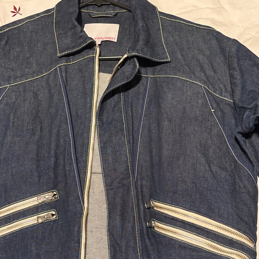 Zane Men's Dark Blue Denim Jacket with White Zipper Accent